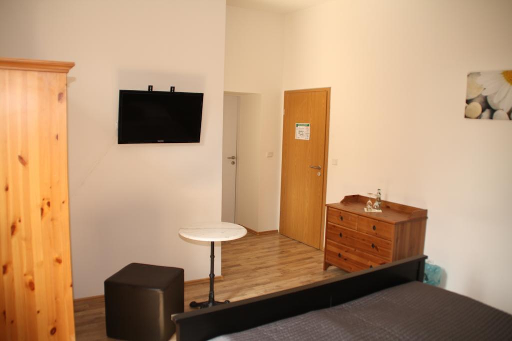 Deutsches Haus Otel Springe Dış mekan fotoğraf